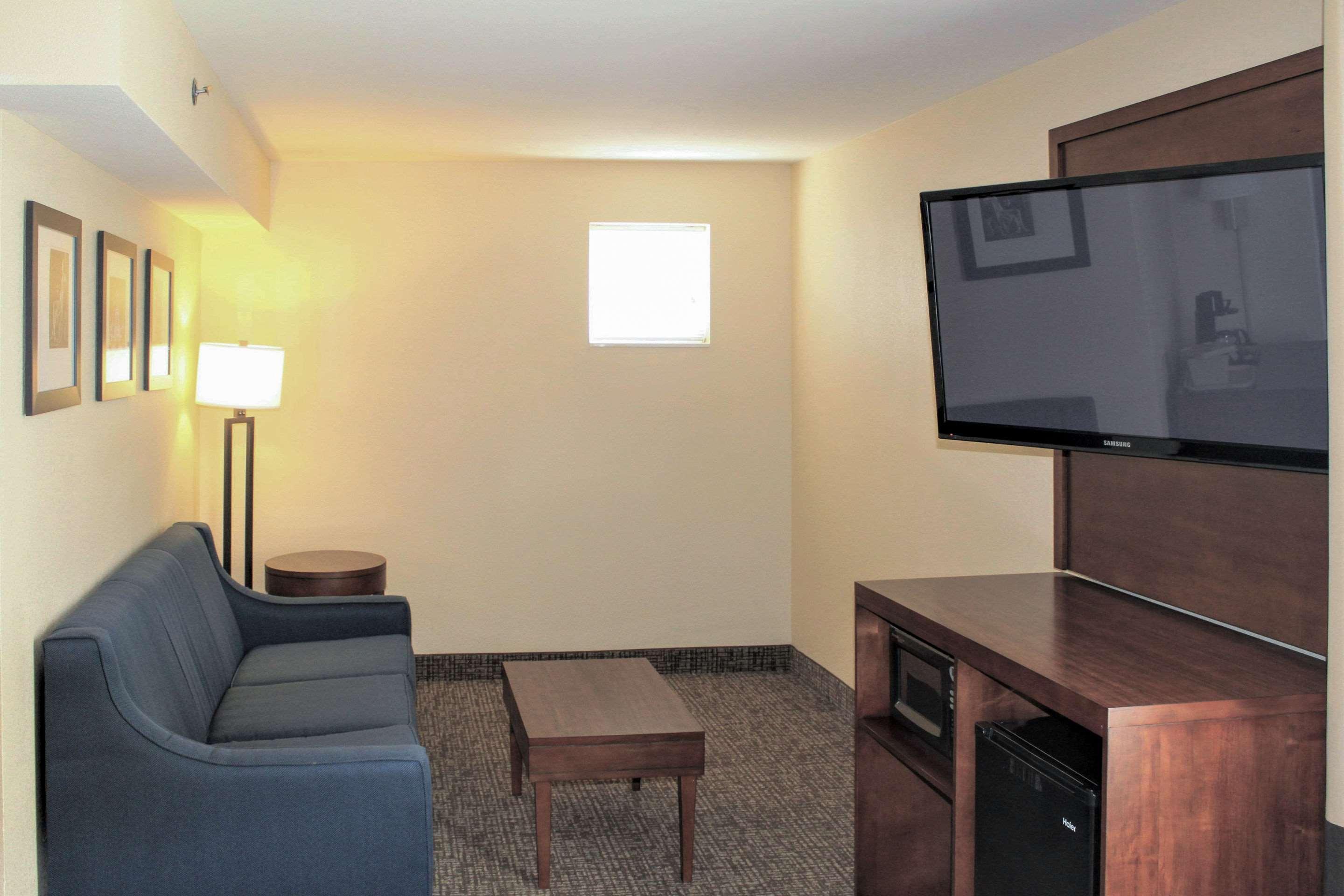 Comfort Inn & Suites St Louis - Chesterfield Court House Buitenkant foto